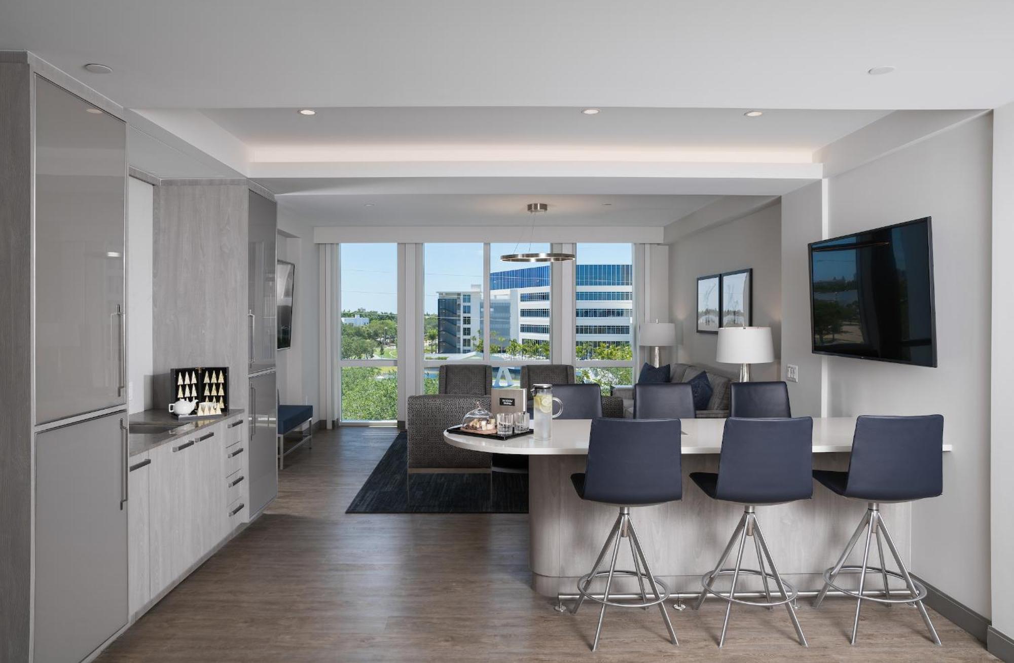Innovation Hotel Naples Park Ngoại thất bức ảnh